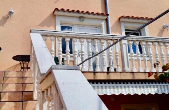 Apartman Luna Punat Exterior foto