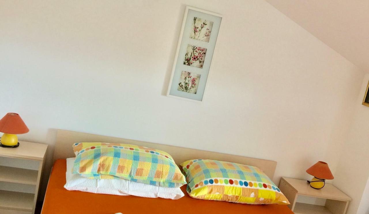 Apartman Luna Punat Exterior foto