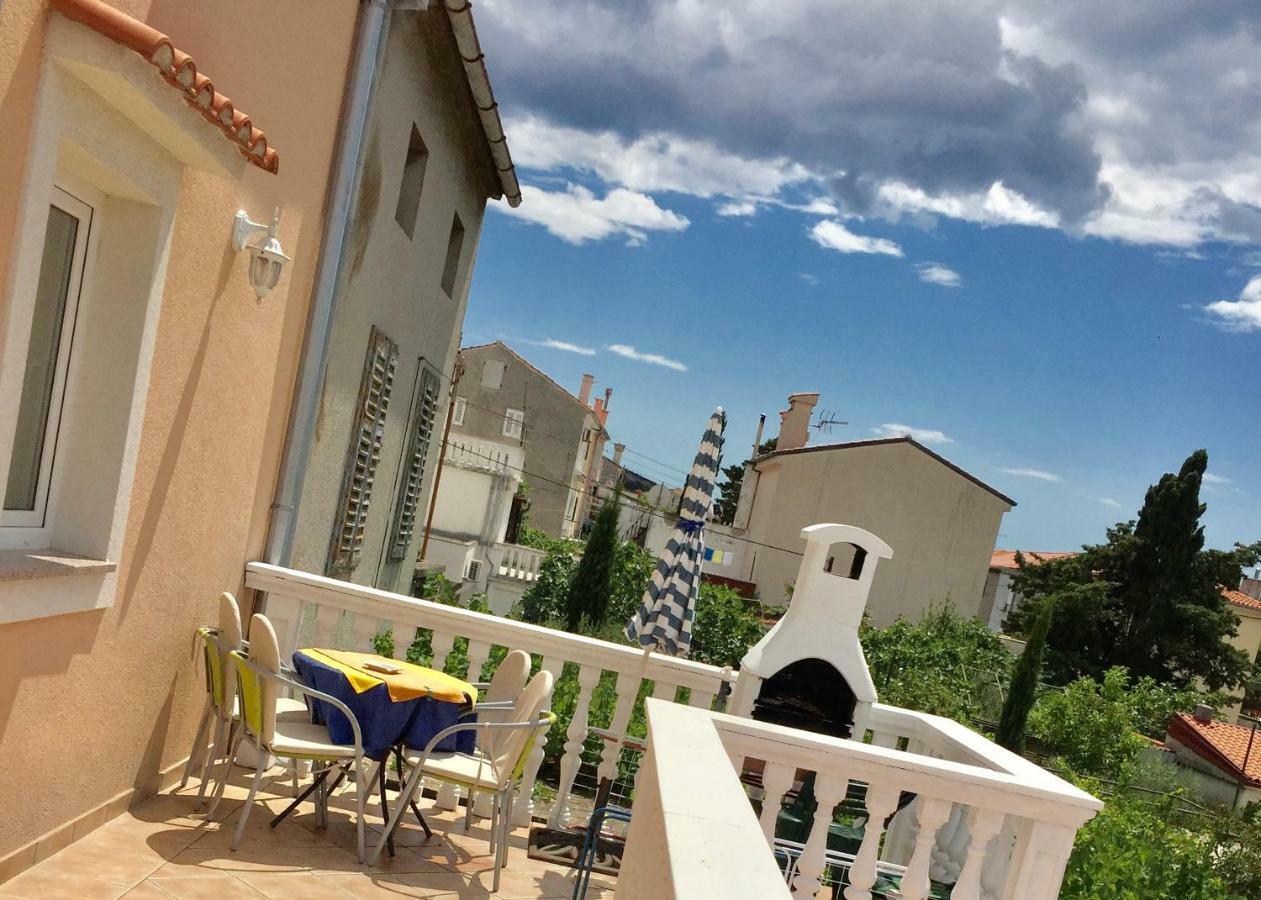 Apartman Luna Punat Exterior foto